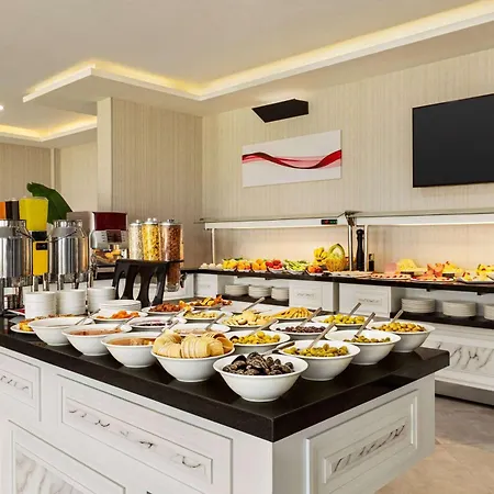 Ramada By Wyndham Hotel Çeşme