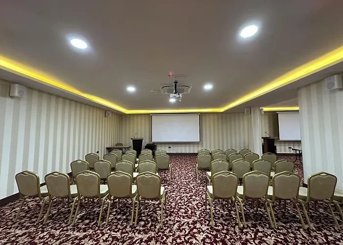 Ramada By Wyndham 3* Чешме