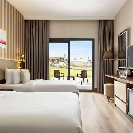 Ramada By Wyndham 3* Cesme