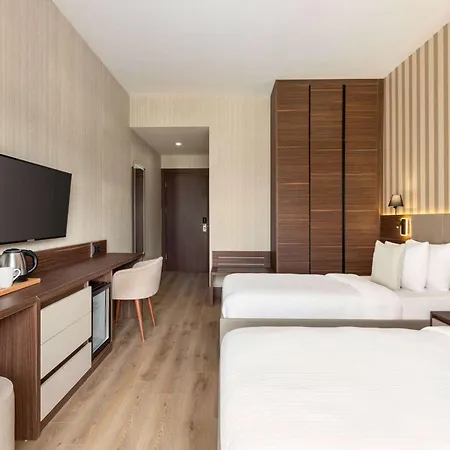 Hotel Ramada By Wyndham Cesme