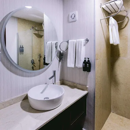 Hotel Ramada By Wyndham 3*