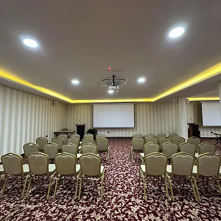 Ramada By Wyndham 3* Cesme