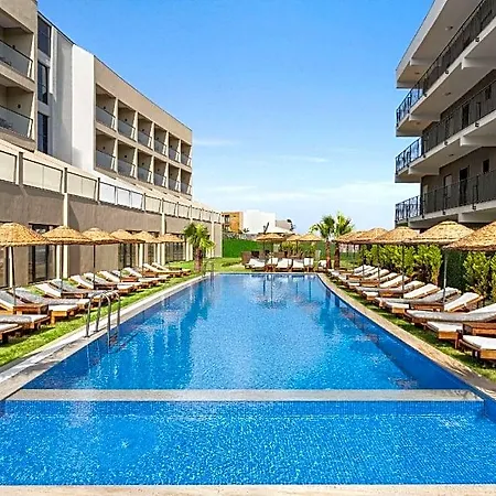 Ramada By Wyndham Çeşme